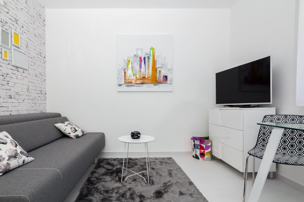 Old City Luxury Apartment Iris Split Bagian luar foto